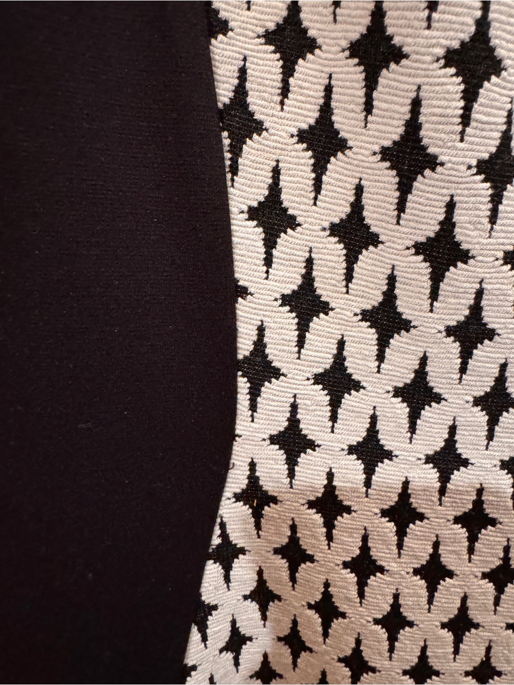 Calvin Klein Classy Black & White Slimming Patterned Sheath Dress - Picture 6 of 7